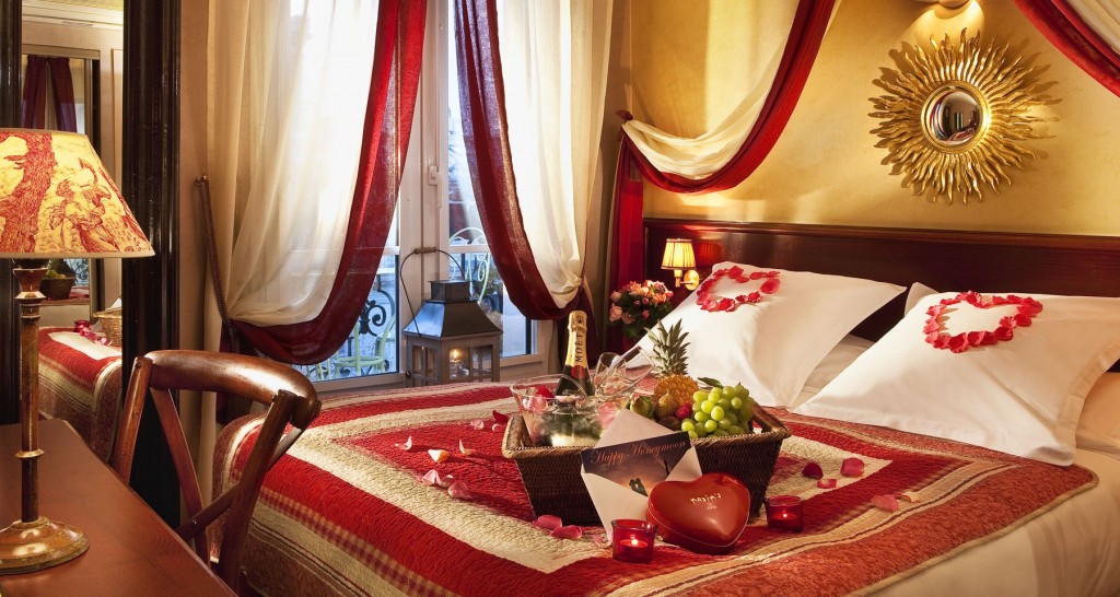 Liz Coldwell hotel britannique romantic bed
